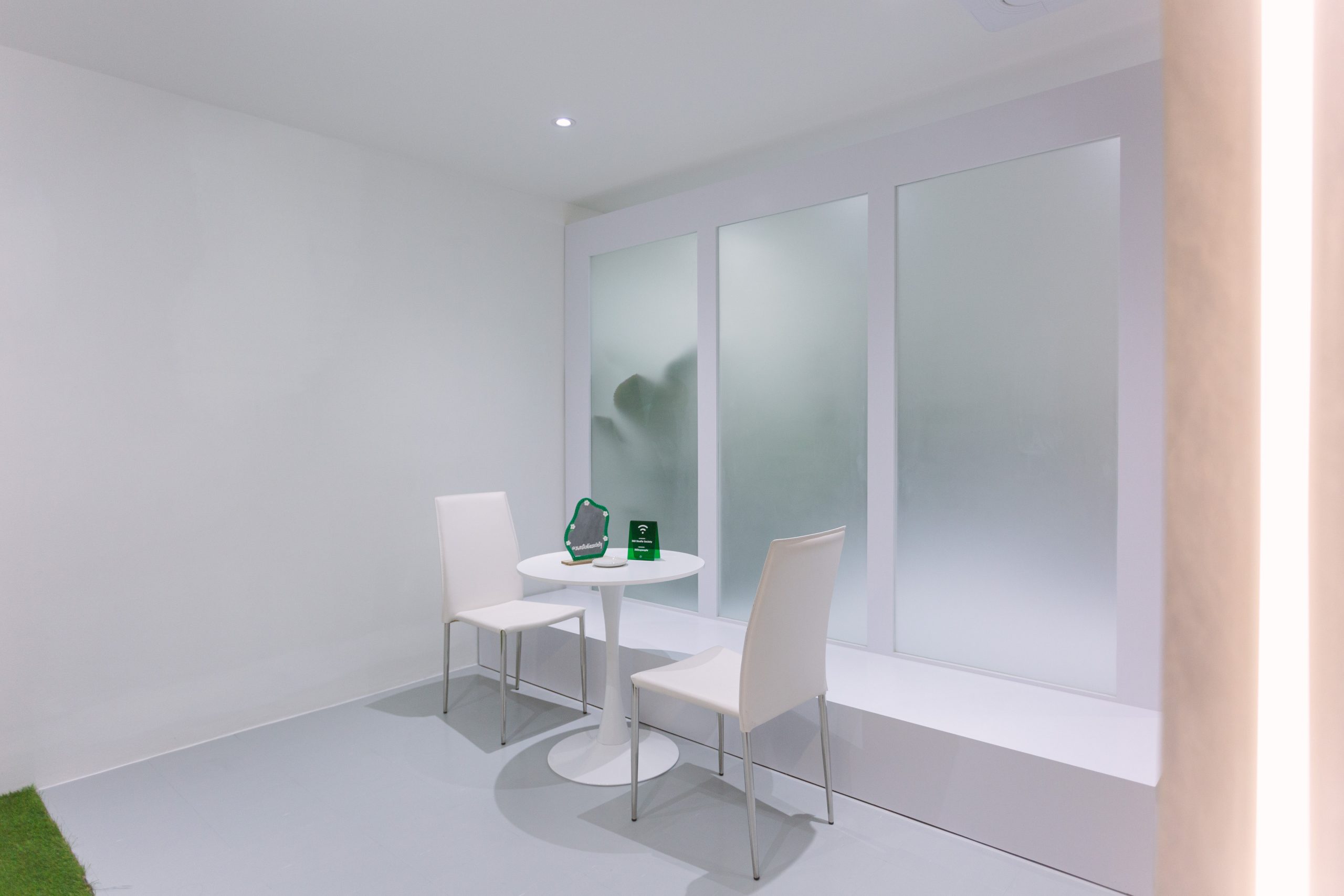 สตูดิโอให้เช่าธีมสีเขียวธรรมชาติ